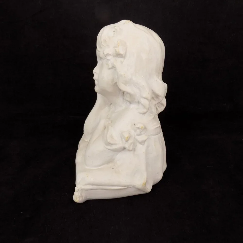 Bust Of A Young Girl On Pillow Free Standing Decoration Vintage White Heavy 6.5" - Picture 2 of 6